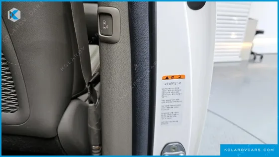 KIA CARNIVAL 9-SEATER PRESTIGE