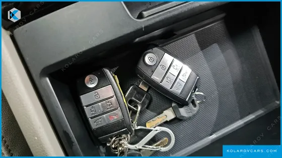 KIA CARNIVAL 9-SEATER PRESTIGE