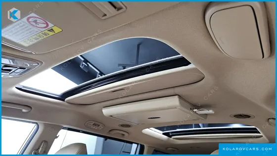 KIA CARNIVAL 9-SEATER PRESTIGE