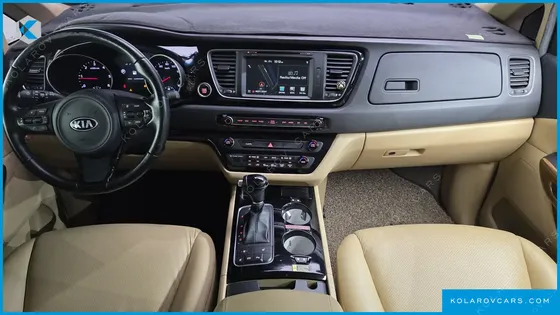 KIA CARNIVAL 11-SEATER HI-LIMOUSINE