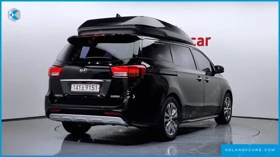 KIA CARNIVAL 9-SEATER HI-LIMOUSINE