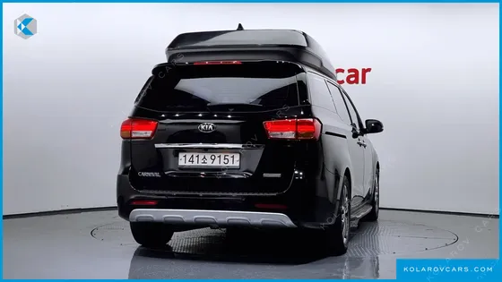 KIA CARNIVAL 9-SEATER HI-LIMOUSINE