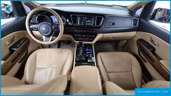 KIA CARNIVAL 9-SEATER HI-LIMOUSINE