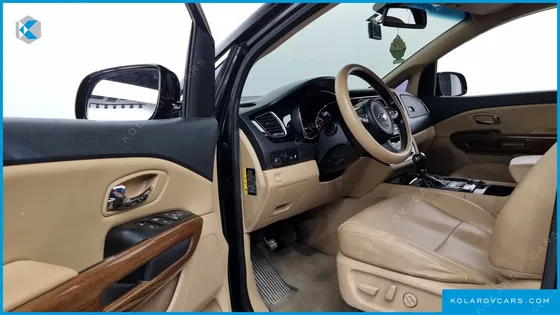 KIA CARNIVAL 9-SEATER HI-LIMOUSINE