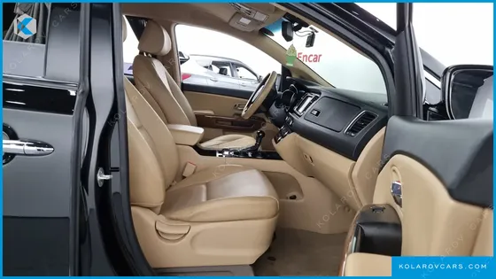 KIA CARNIVAL 9-SEATER HI-LIMOUSINE