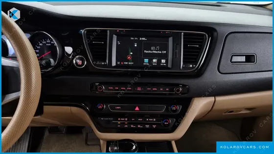 KIA CARNIVAL 9-SEATER HI-LIMOUSINE