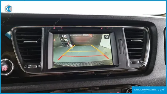 KIA CARNIVAL 9-SEATER HI-LIMOUSINE