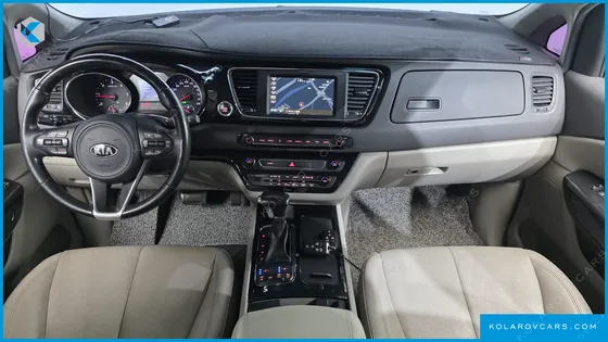 KIA CARNIVAL 9-SEATER NOBLESSE SPECIAL
