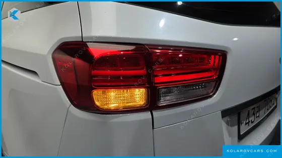 KIA CARNIVAL 9-SEATER NOBLESSE SPECIAL