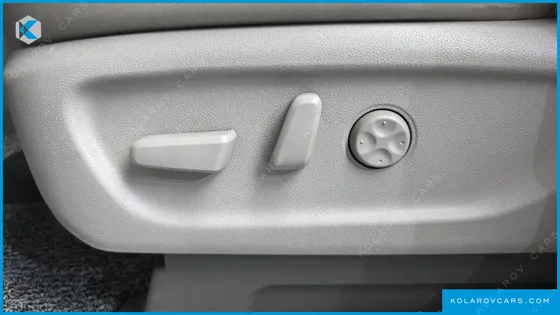 KIA CARNIVAL 9-SEATER NOBLESSE SPECIAL