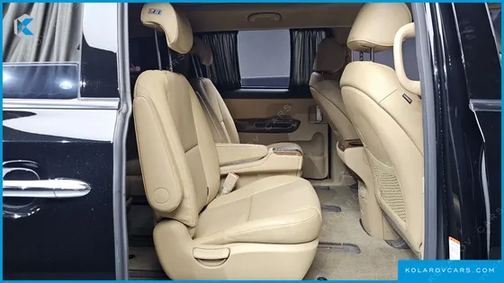 KIA CARNIVAL 9-SEATER HI-LIMOUSINE