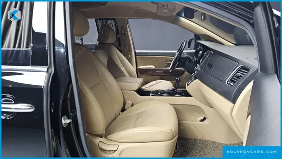 KIA CARNIVAL 9-SEATER HI-LIMOUSINE