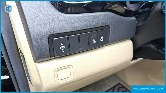 KIA CARNIVAL 9-SEATER HI-LIMOUSINE
