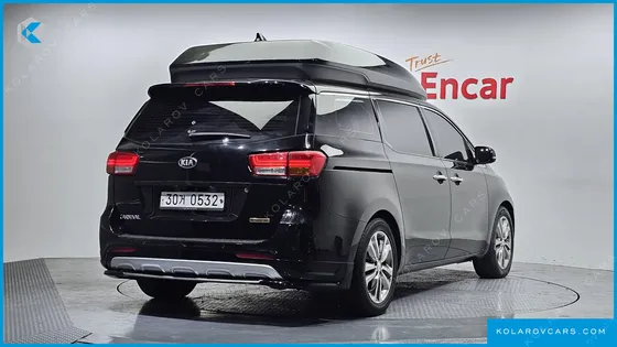 KIA CARNIVAL GASOLINE 9-SEATER HI-LIMOUSINE