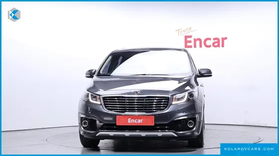 KIA CARNIVAL 7-SEATER LIMOUSINE