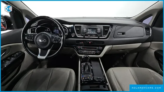 KIA CARNIVAL 7-SEATER LIMOUSINE