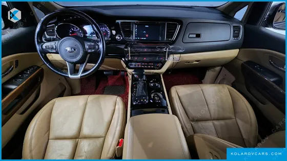 KIA CARNIVAL GASOLINE 9-SEATER HI-LIMOUSINE