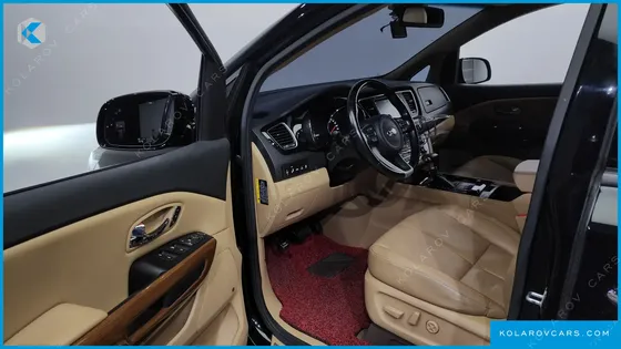 KIA CARNIVAL GASOLINE 9-SEATER HI-LIMOUSINE