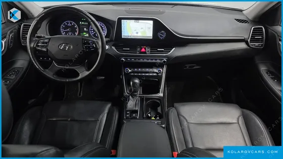 HYUNDAI GRANDEUR 3.0 LPI EXCLUSIVE (RENTAL CAR)