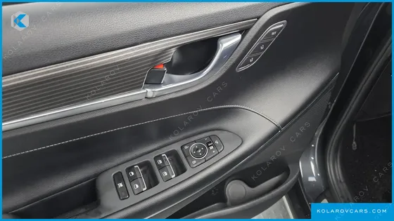 HYUNDAI GRANDEUR 3.0 LPI EXCLUSIVE (RENTAL CAR)