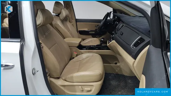 KIA CARNIVAL 9-SEATER NOBLESSE SPECIAL