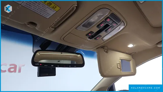 KIA CARNIVAL 9-SEATER NOBLESSE SPECIAL