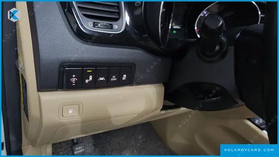 KIA CARNIVAL 9-SEATER NOBLESSE SPECIAL
