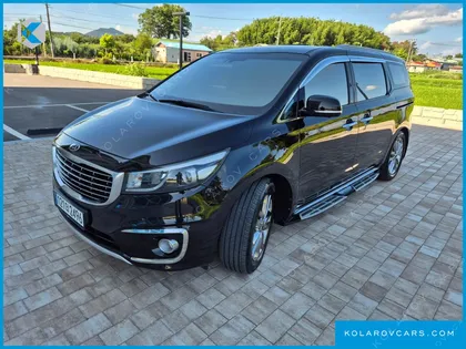 KIA CARNIVAL 9-SEATER NOBLESSE