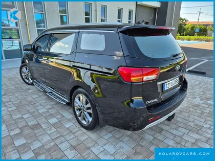 KIA CARNIVAL 9-SEATER NOBLESSE