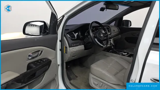 KIA CARNIVAL 9-SEATER NOBLESSE SPECIAL