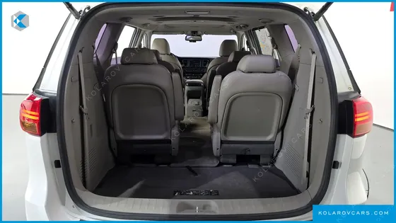 KIA CARNIVAL 9-SEATER NOBLESSE SPECIAL