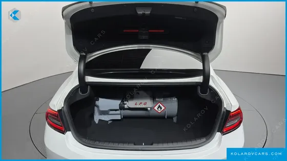 HYUNDAI GRANDEUR 3.0 LPI MODERN (RENTAL CAR)