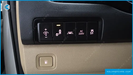 KIA CARNIVAL 7-SEATER LIMOUSINE