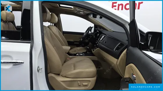 KIA CARNIVAL 7-SEATER LIMOUSINE