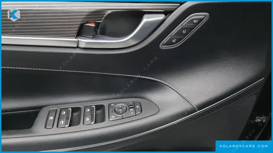 HYUNDAI GRANDEUR 3.0 LPI EXCLUSIVE (RENTAL CAR)