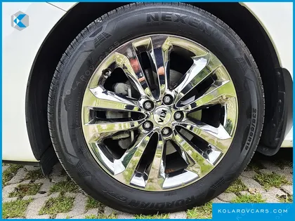 KIA CARNIVAL 9-SEATER NOBLESSE