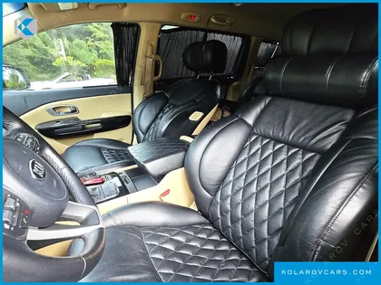 KIA CARNIVAL 9-SEATER NOBLESSE