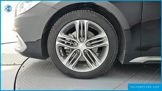 HYUNDAI GRANDEUR 3.0 EXCLUSIVE