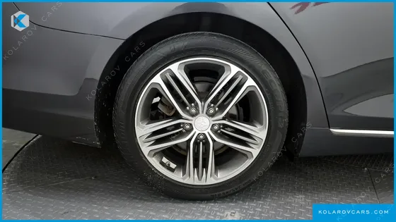HYUNDAI GRANDEUR 2.4 PREMIUM