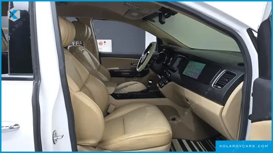KIA CARNIVAL 9-SEATER HI-LIMOUSINE