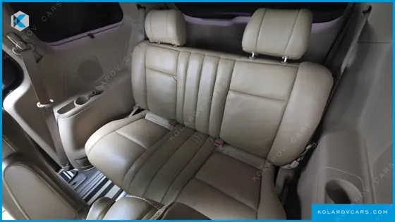 KIA CARNIVAL 9-SEATER HI-LIMOUSINE