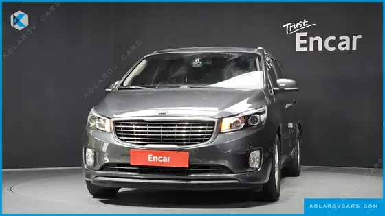 KIA CARNIVAL 11-SEATER LUXURY