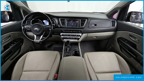 KIA CARNIVAL 11-SEATER LUXURY