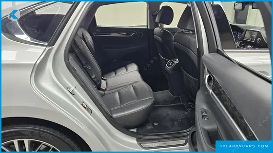 HYUNDAI GRANDEUR 2.4 PREMIUM