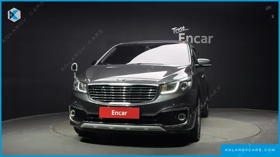 KIA CARNIVAL 7-SEATER LIMOUSINE
