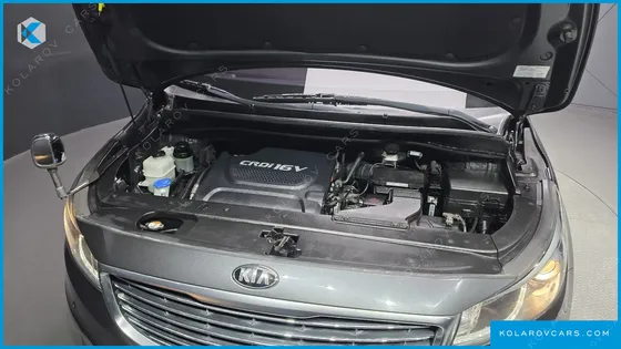 KIA CARNIVAL 7-SEATER LIMOUSINE