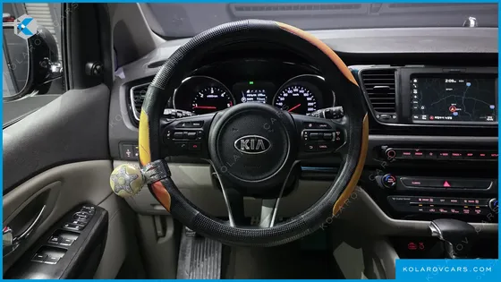 KIA CARNIVAL 7-SEATER LIMOUSINE