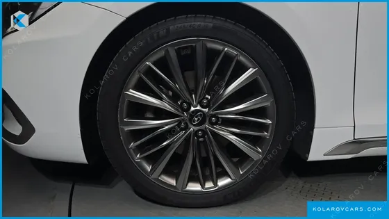 HYUNDAI GRANDEUR 3.0 EXCLUSIVE