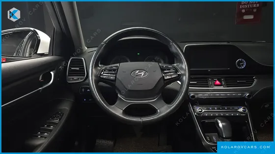 HYUNDAI GRANDEUR 3.0 EXCLUSIVE