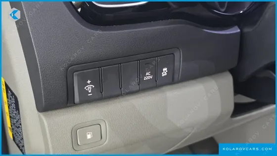 KIA CARNIVAL 9-SEATER PRESTIGE